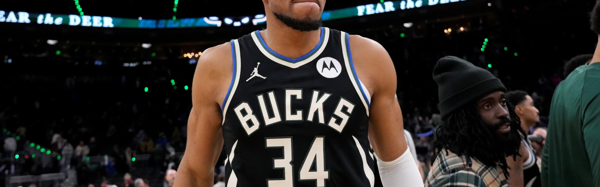 下载开云-字母坦言从未想过赛季报销：我们还有24场比赛要打 这是24场战斗