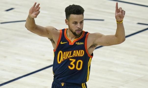 云开官网-续约库里迈尔斯充满信心 勇士不会考虑交易怀斯曼