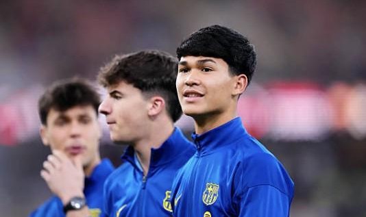 世体：巴萨更衣室内部有消息称德罗可能会加盟巴黎圣日耳曼